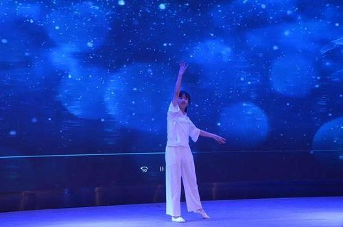 且争朝夕,把握时光，勇攀高峰